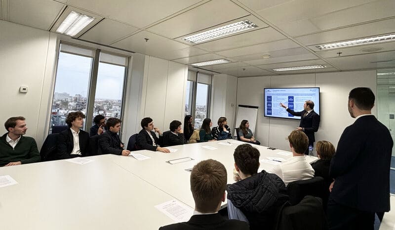¡Únete a Management Solutions y lidera el futuro empresarial!